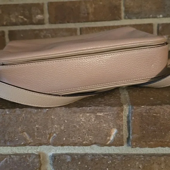 Coach Tan Crossbody Bag - Picture 6 of 9